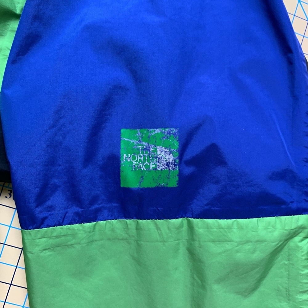 [SOLD] Vintage 90s North Face colorblock Gore-tex windbreaker pullover with hood - Picture 6 of 12